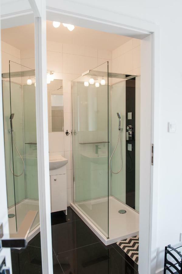 Apartament Winogrady Hawelanska Apartment *